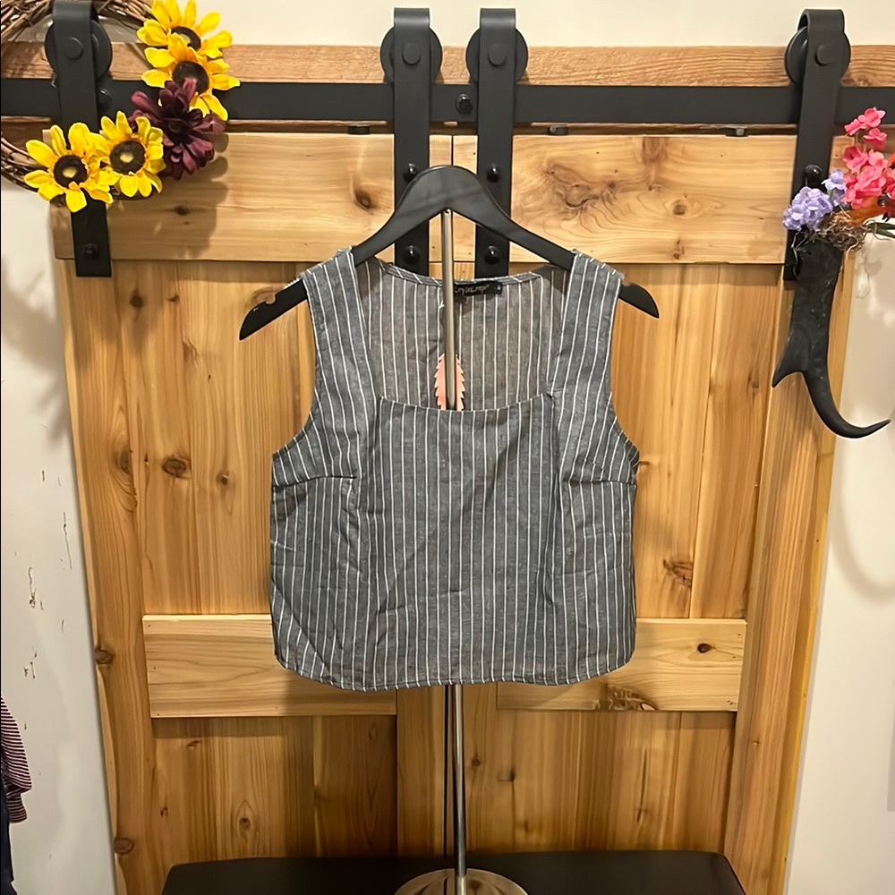 Striped Square-Neck Sleeveless Blouse - Gray